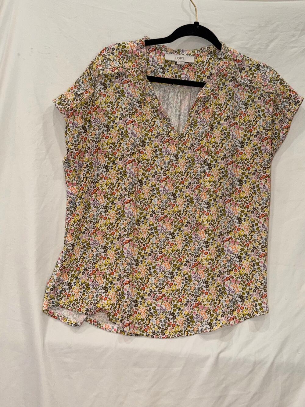 LOFT Floral Split Neck Short Sleeve Blouse Small